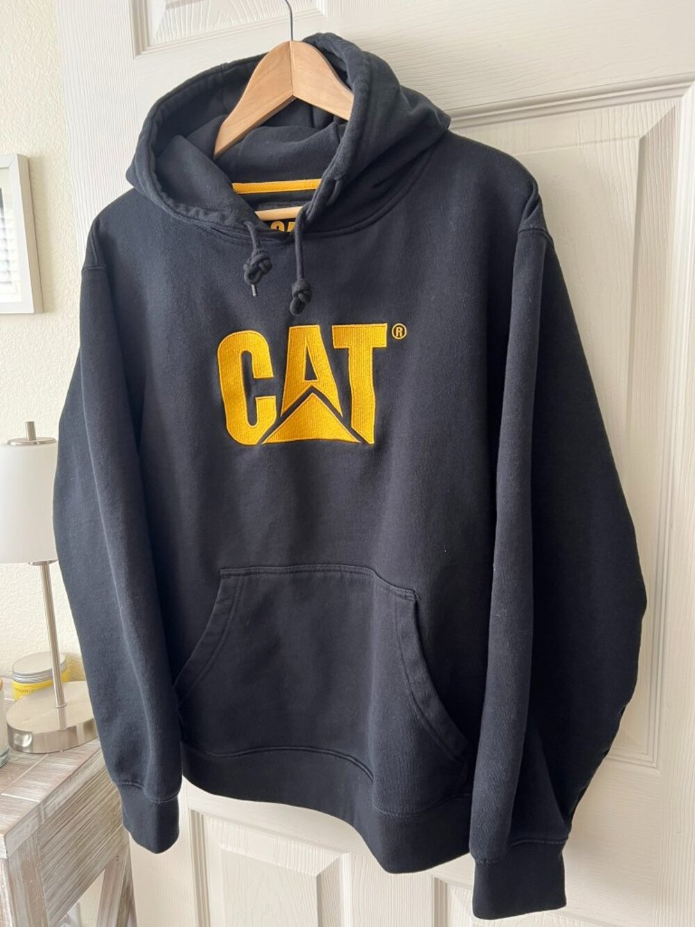 CAT Caterpillar Black Embroidered Logo Pullover Hoodie Men’s L